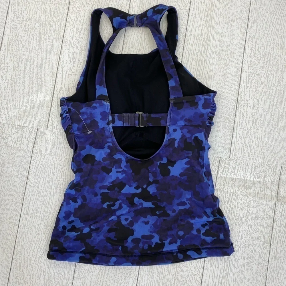 Athleta Blue Camouflage swim tankini top size 32 D/DD